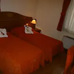 Al Ponte Πανδοχείο *