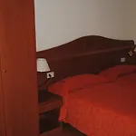 Al Ponte Πανδοχείο